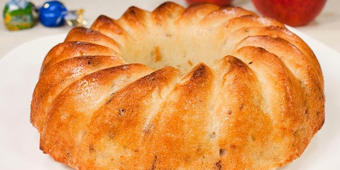 Как приготовит шарлотку с яблоками рецепт