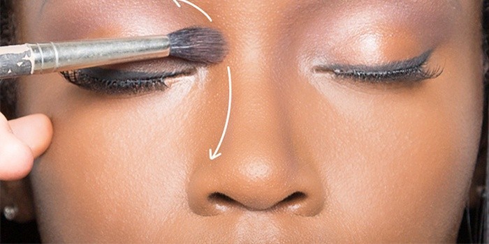 Как изменить форму носа с помощью макияжа