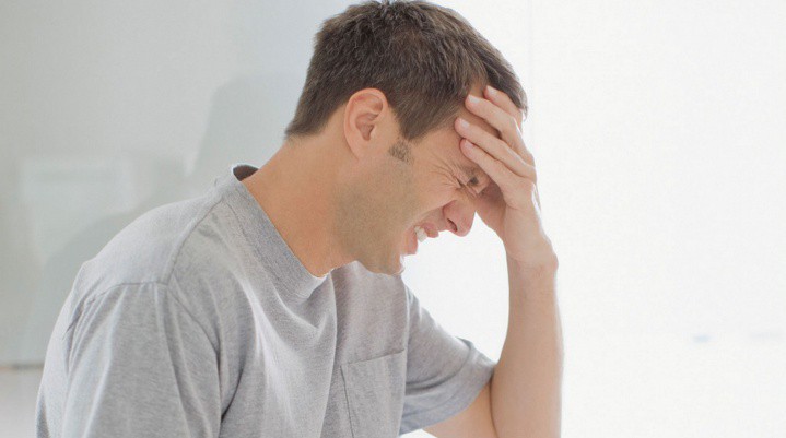 Признаки мигрени у мужчин