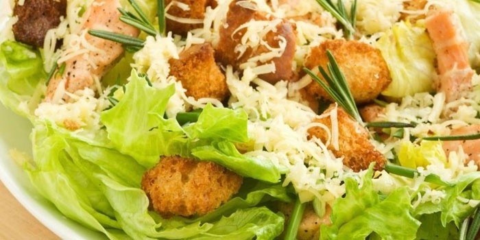 Цезарь с курицей - классический и простые рецепты салата пошагово с фото в домашних условиях Цезарь с курицей - классический и простые рецепты салата пошагово с фото в домашних условиях