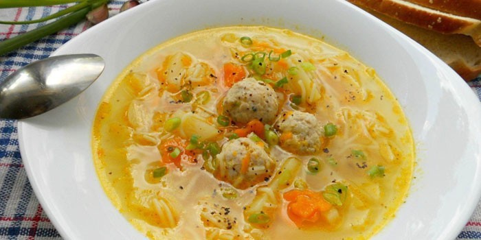 Куриный суп с фрикадельками и вермишелью рецепт