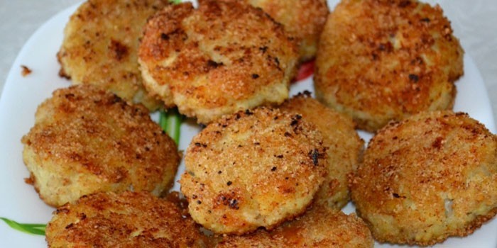 Как сделать вкусные котлеты из фарша и картошки Как сделать вкусные котлеты из фарша и картошки