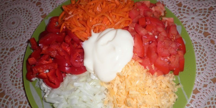 Салат с корейской морковкой - рецепты с фото