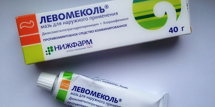 Мазь Левомеколь в упаковке