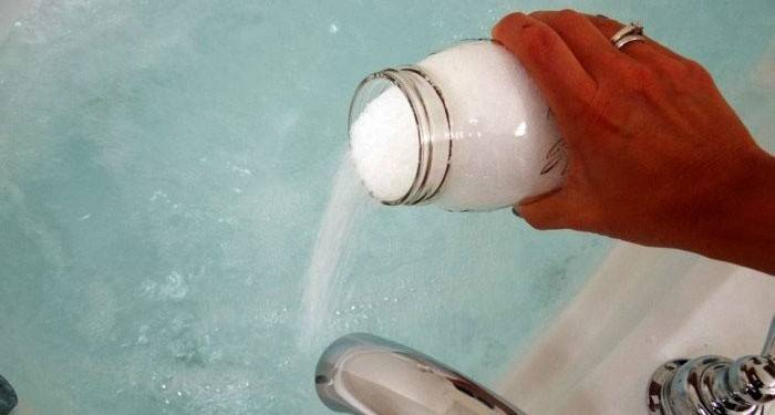 Добавление соды в ванную