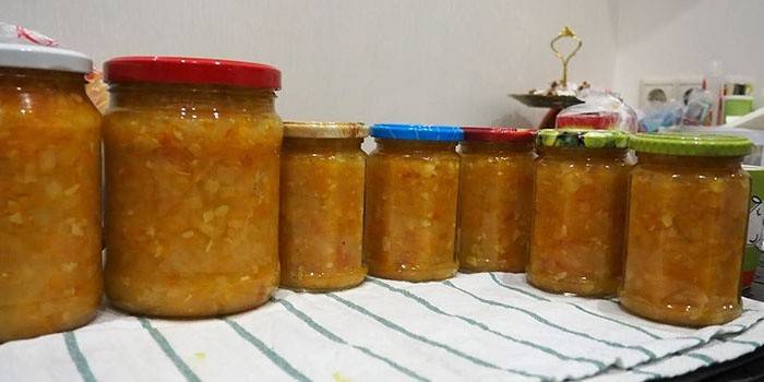 кабачковая икра с грибами