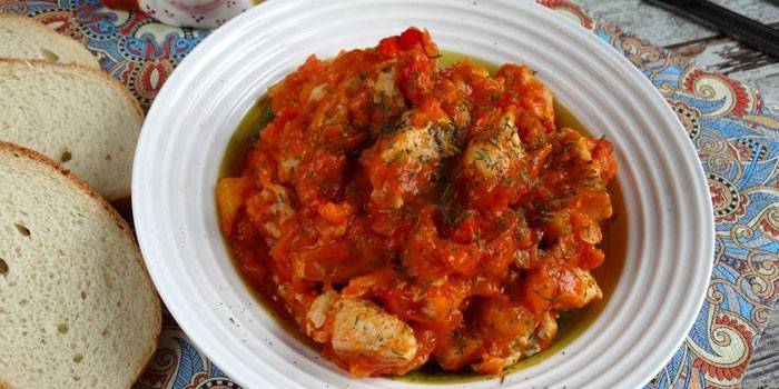 Тушеная курица