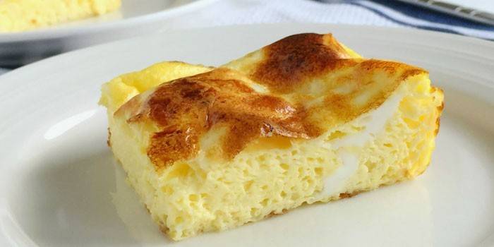 Запеченный в духовке яичный омлет
