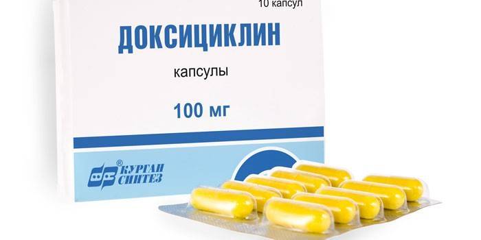Капсулы Доксициклин в упаковке