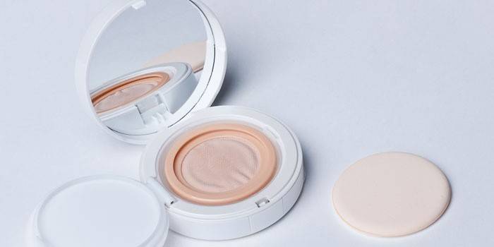 Тональная основа кушон от Lancome