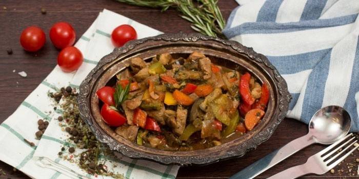 Рагу со свининой и овощами