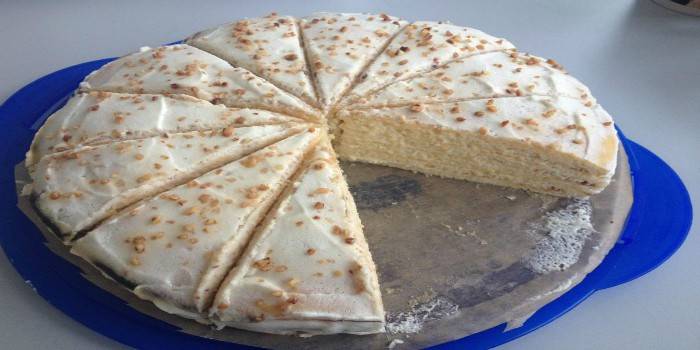 Домашний торт Молочная девочка со сметанным кремом