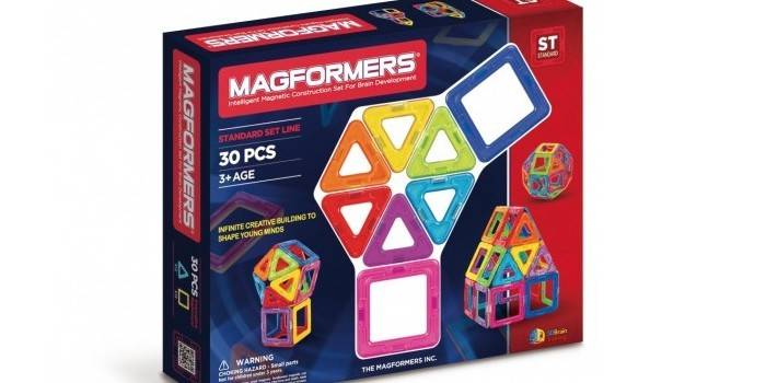 Коробка с магнитным конструктором Magformers Standart Set Line