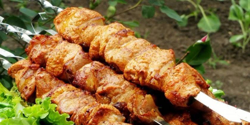 Замаринованное мясо в квасе с медом