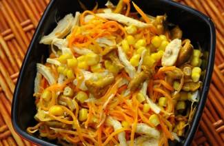 Салат с корейской морковью и кукурузой