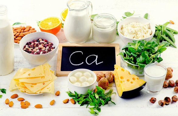 Какие продукты вымывают кальций из организма