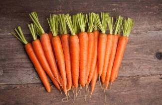 Как хранить морковь зимой в погребе