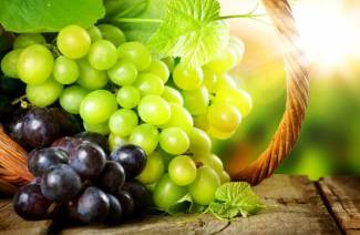 6 вредных свойств винограда