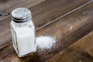 12 продуктов, которые могут заменить соль