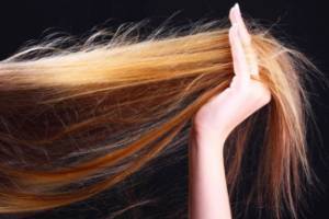 7 домашних средств для сухих волос