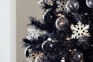5 идей черной новогодней елки для современного праздничного образа