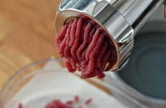 ТОП-10 электрических мясорубок начала 2019 года