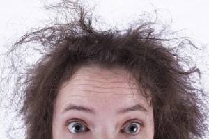 4 симптома повреждения волос и методы их лечения