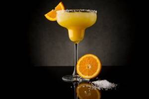 Рецепт апельсиновой Маргариты со свежевыжатым апельсиновым соком