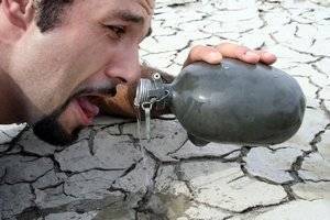 Лучшие напитки, чтобы утолить жажду в жару