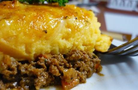 Картофельная запеканка в мультиварке