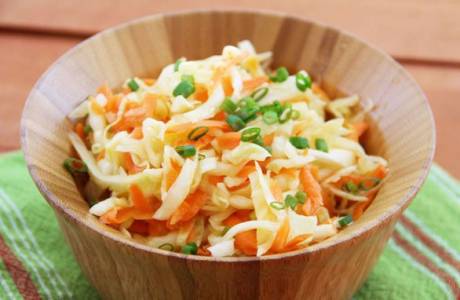 Салат из капусты с морковью как в столовой