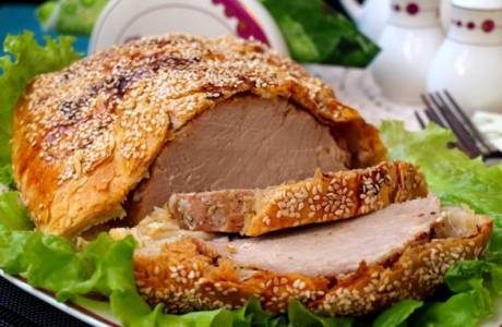 Мясо в тесте в духовке