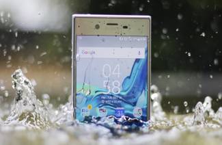 Водонепроницаемый смартфон