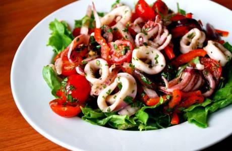 Салат из морепродуктов