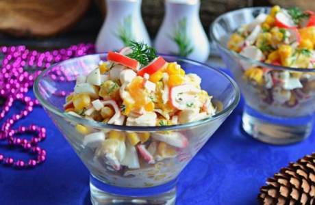 Салат с апельсином и крабовыми палочками