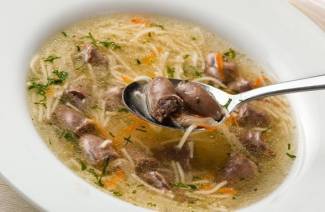 Суп с куриной печенью