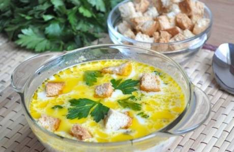 Сырный суп с курицей