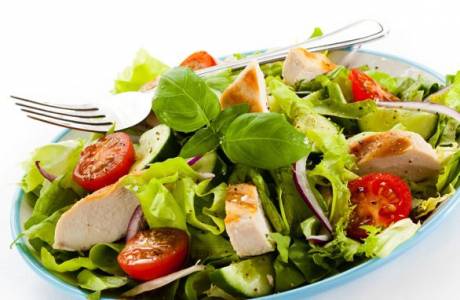 Салат из куриной грудки