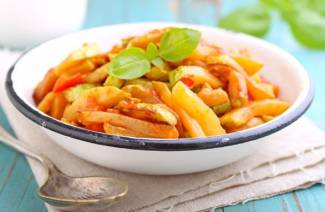 Овощное рагу с кабачками