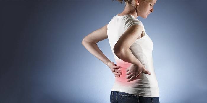 Симптом остеопороза - боль в спине