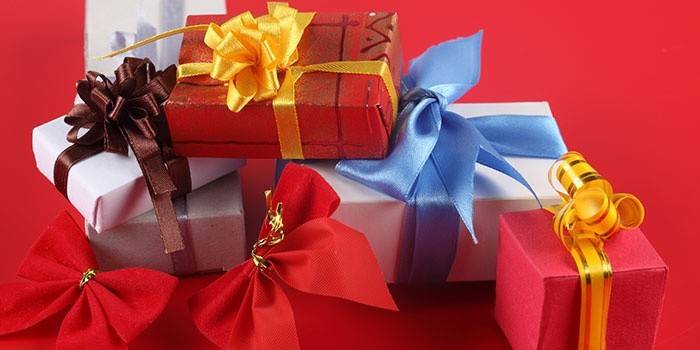 Одаривание подарками не поможет вернуть отношения