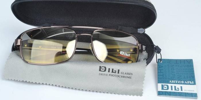 Специальные солнцезащитные очки для водителей авто