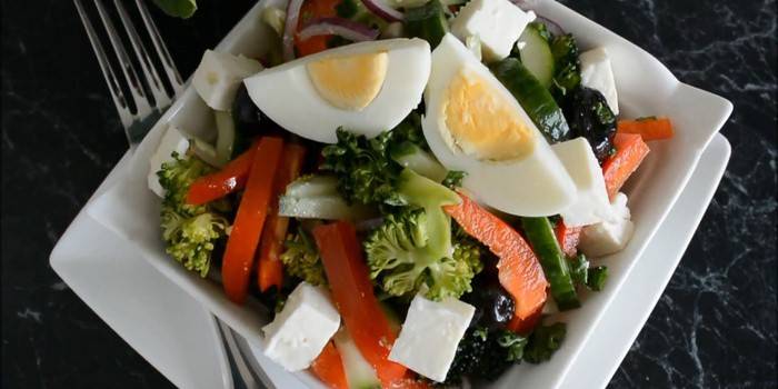 Рецепт салата с брокколи