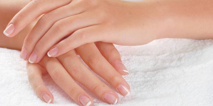 Здоровая кожа и ногти пальцев рук