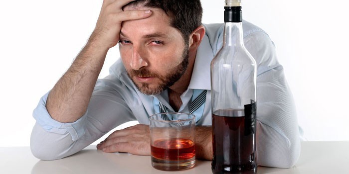 Сколько алкоголь держится в крови - таблица выведения спиртного из ...