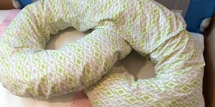 Подушка для кормления Born Free Comfort Fit Body Pillow