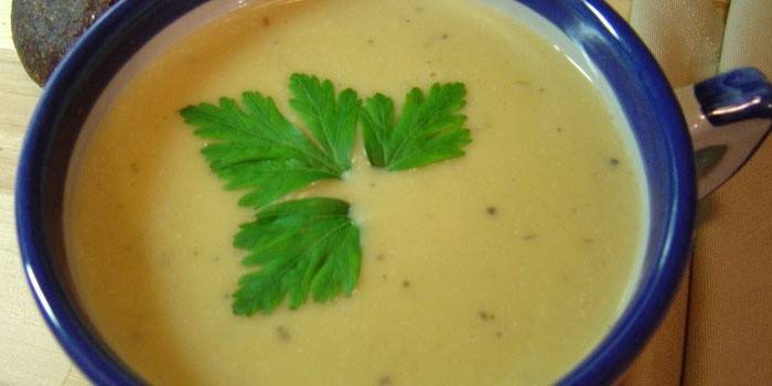 Крем-суп из кабачков и картофелем