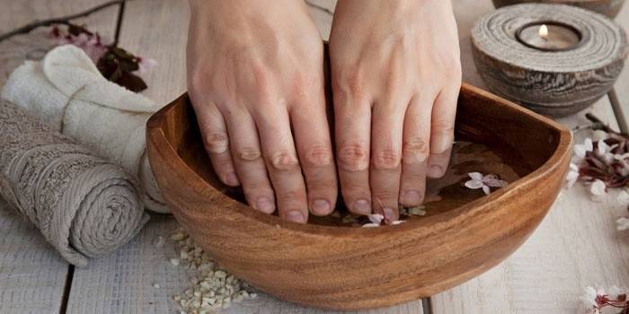 Ванночка для ногтей с морской солью