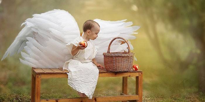 Ребенок-ангел