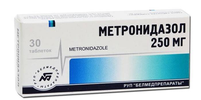Таблетки Метронидазола в упаковке